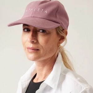 NWT 🔥 Athleta Triumph Kinetic Baseball Cap - Dark Sugarplum Mauve Adjustable